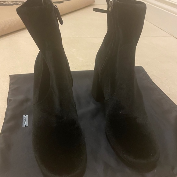 Velvet prada boots 381/2 - Picture 8 of 11